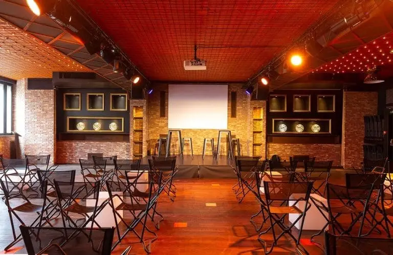 Lieu Le Kare Rêvez d'Ailleurs